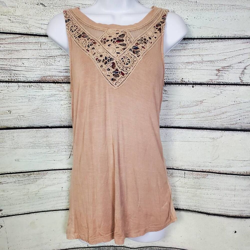 BKE Gimmicks XS Beige Crochet Lace Tank Top with Open Back Twist - Picture 2 of 9